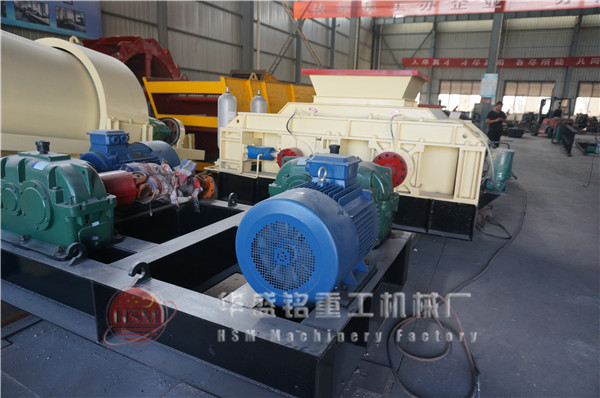 ��݁����C(j��)