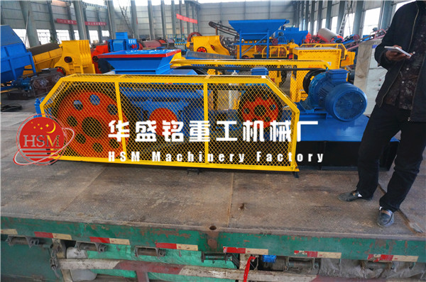 雙齒輥破碎機(jī)